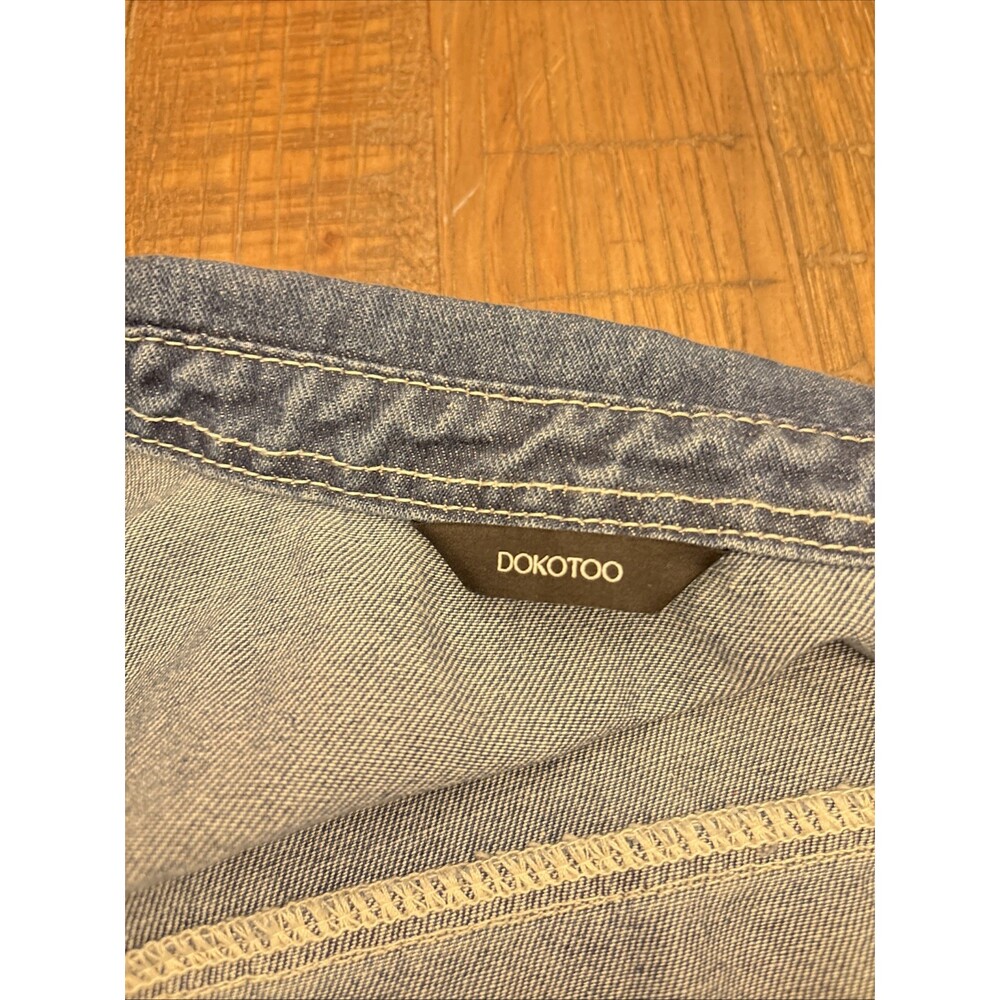 Dokotoo Denim Jacket Size Small - Picture 2 of 7